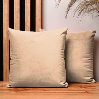 Produktbild von MG Design 2er Set Kissenbezüge 30 x 30 cm in Hellbraun - mit Reißverschluss, samtig-weich mit dezentem Schimmer, pflegeleicht & langlebig