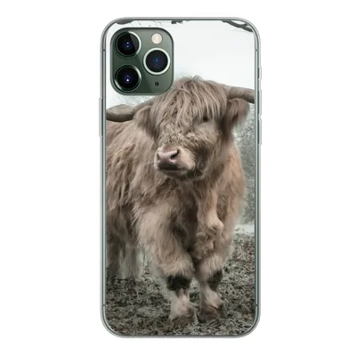 Produktbild von MuchoWow® Handyhülle Schutzhülle Hülle für iPhone 11 Pro Schottische Highlander - Natur - Herbst - Tiere - Wildtiere - Wald Silikon Softcase Handy Hülle - Handy
