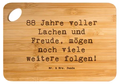 Produktbild von Mr. & Mrs. Panda Frühstücksbrettchen Spruch 88. Geburtstag Freude - Transparent - Geschenk, Frühstücksbrett, Holzbrett, käseschneidebrett, Erinnerungsgeschenk, Hackbrett