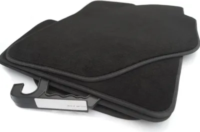 Produktbild von Fußmatten passend für Volvo 850 (1991-1996) Velours Autoteppich Original Qualität 4-teilig Schwarz