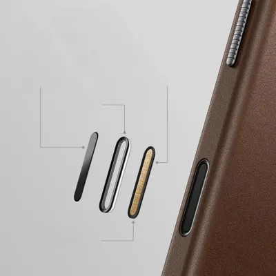 Zdjęcie produktu dla Nomad Traditional Leather Case - Brązowy skórzany pokrowiec na iPhone 17 Pro (6.3")