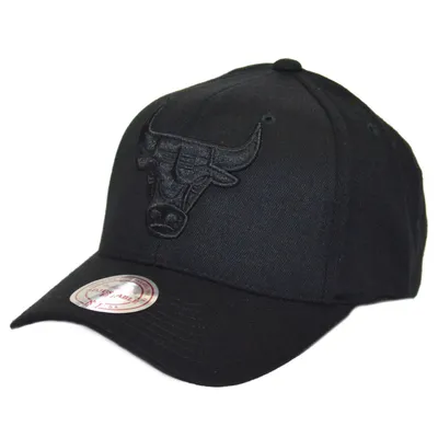 Zdjęcie produktu dla Czapka z daszkiem Mitchell & Ness 110 Curved Snapback – NBA Chicago Bulls