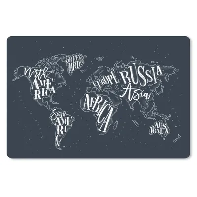 Produktbild von MuchoWow® Schreibtischunterlage Weltkarte - Schwarz - Weiß - Buchstaben 60x40 cm - XXL Mauspad - Großes Mauspad