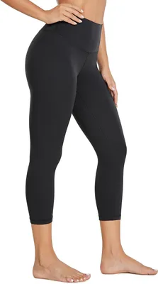 Productafbeelding van Dames yoga-capribroek in zwart, verkrijgbaar in lengtes van 17 tot 23 inch