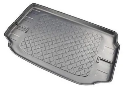 Image de Tapis de coffre en caoutchouc pour Suzuki Jimny (2018-2020) : derrière la première rangée de sièges, deuxième rangée rabattue