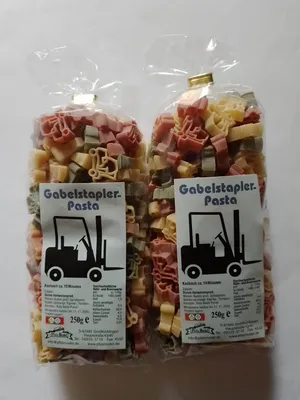 Produktbild von Streuteile Gabelstapler  aus Nudelteig, 2X 250 g, Nudeln, Pasta, Dekoration, Delikatesse, Stapler