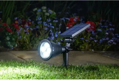 Immagine prodotto di Faretto solare da giardino, 70 lumen, 4 LED bianco freddo, 30 x 9,2 x 16 cm, illuminazione orientabile, modalità estate/inverno
