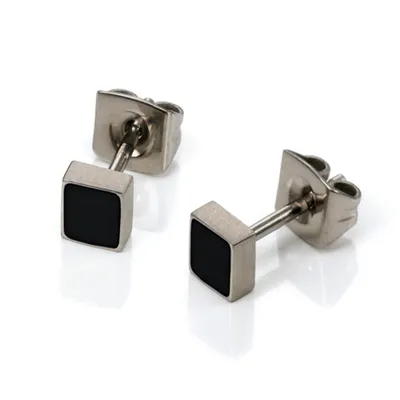Zdjęcie produktu dla Kolczyki z tytanu z czarną emalią na zimno marki BOCCIA TITANIUM, model 0544-02