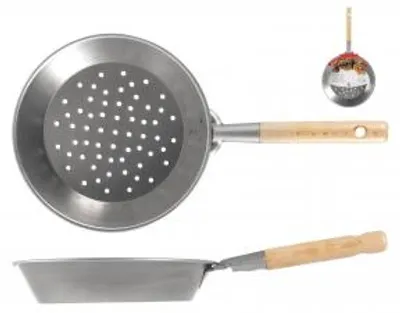 Produktbild von Pfanne aus Gusseisen, "Padella", mit Holzgriff und rutschfestem Boden, Durchmesser 27 cm