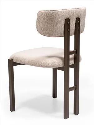 Image de Chaise de salle à manger beige, design minimaliste, rembourrée, style moderne et luxueux