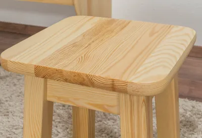 Produktbild von Hocker aus massivem Naturholz, 45x35x35 cm, mit Lacken auf natürlicher Basis