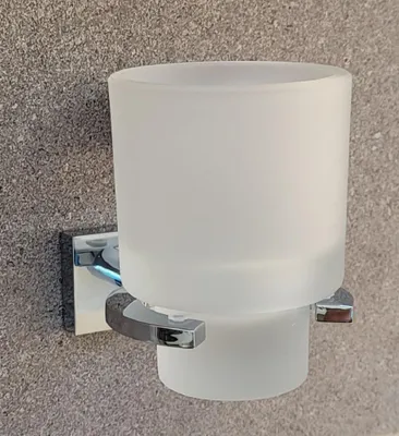 Produktbild von Vallona Zahnbecher mit Wandhalter Milchglas verchromt OBI Zahnputzbecher Bad