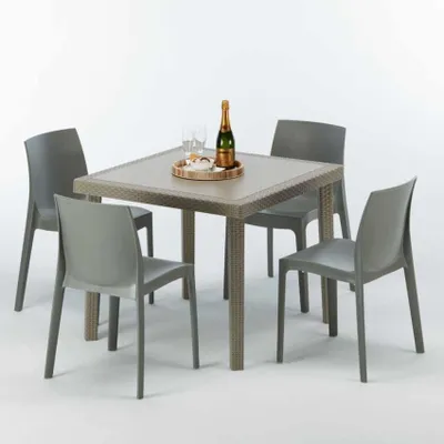 Produktbild von Polyrattan Tisch Quadratisch mit 4 Bunten Stühlen 90x90 Beige Elegance