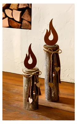 Produktbild von 2er Set Dekosäule Flammendes Herz aus Holz