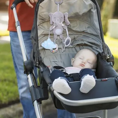 Produktbild von Kinderwagenspielzeug für Neugeborene, Krippenspielzeug 11.81 * 2.76inch, Tierglocken-Rassel, sensorischer Plüsch-Beißring für Mädchen von 3 6 9 12 Monate, Aufhänger für Bett und Autositz zum Greifen und Hören