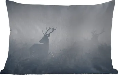 Produktbild von MuchoWow® Outdoor Kissen - Hirsche - Nebel - Wald - 60x40 cm - Wetterfest - Lounge Kissen - Zierkissen - Kissen für Innenräume