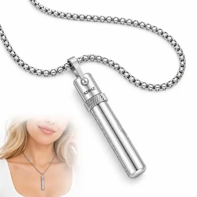 Produktbild von Edelstahl Klangpfeife Halskette mit 528‑Hz‑Frequenz, Tragbarer Meditationsanhänger, Praktisches Accessoire für Entspannung