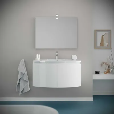 Produktbild von Badezimmerschrank 80 cm mit gebogenen Fronten und zwei glänzend weißen Türen | Garda