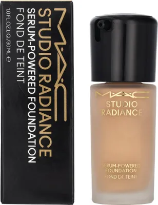 Produktbild von MAC Studio Radiance Serum-Powered Foundation