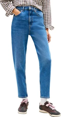 Obrázek produktu pro Tommy Jeans dámské džíny, model Mom Jeans, střih Tapered Fit, barva modrá (denim medium), velikost 25W/28L