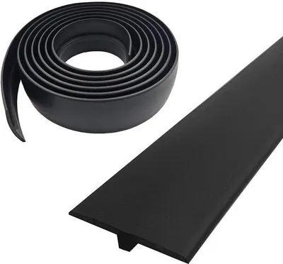Obrázok produktu pre Čierne PVC prechodové lišty 5 x 300 cm, samolepiace, pre laminátové podlahy