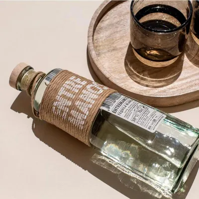 Produktbild von Tequila Entremanos Blanco Tequila Mexiko  70.00 cl 38.0 %