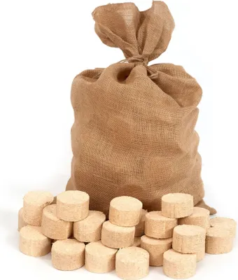 Produktbild von Dřevěné brikety Floranica 100% lisované brikety z tvrdého dřeva 12,5 kg kulaté dřevěné brikety pro krby dřevěné brikety vysoká výhřevnost nízká kouřivost