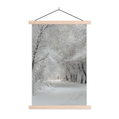 Produktbild von MuchoWow® Textilposter Bäume - Schnee - Winter 60x90 cm mit holzfarbenen Rahmen - Textil