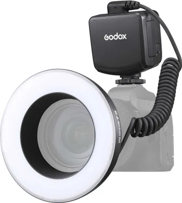A Godox MF-R76 Macro Ringblitz is attached to a camera lens.