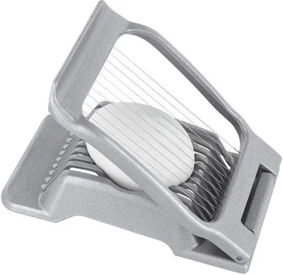 Productafbeelding van Ibenzoa® eierdooierder van aluminium en roestvrij staal – ergonomische eierdooierder met 10 draden, diameter snijvlak 5,5 cm, geschikt voor eieren S–L, afmetingen 13,5×7,9×2,9 cm, retro verpakking