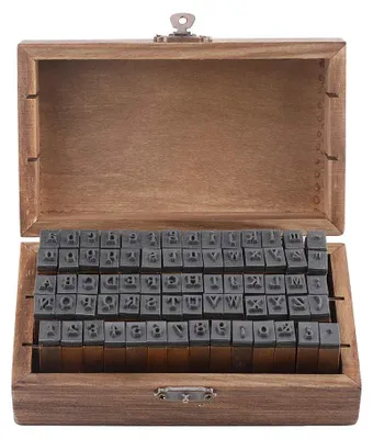 Produktbild von Houten Stempelset – 70 Stück Vintage Holzbuchstaben und Zahlen – Stempelset mit Aufbewahrungsbox