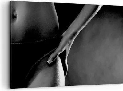 Produktbild von Bild auf Leinwand - Leinwandbild - Frau Modell erotisch - 100x70cm - Wand Bild - Wanddeko - Leinwanddruck - Bilder - Kunstdruck - Wanddekoration - Leinwand bilder - Wandkunst - AA100x70-1370
