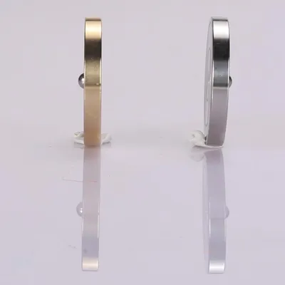 Zdjęcie produktu dla Obrotowa zabawka na biurko z metalową spiralą do dekompresji monet