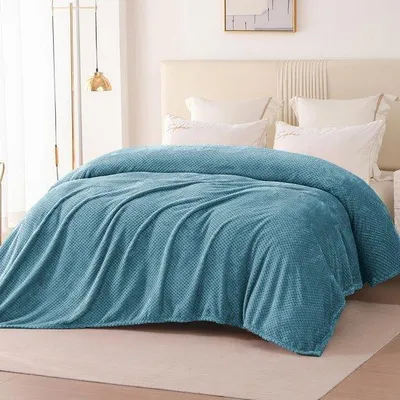 Obrázek produktu pro Unyqoos® fleecová deka, 220 x 240 cm, velmi měkká s vaflovou strukturou – oboustranná (žakárová a flanelová), vhodná jako přehoz na pohovku nebo do postele, lze prát v pračce, vhodná pro celoroční použití