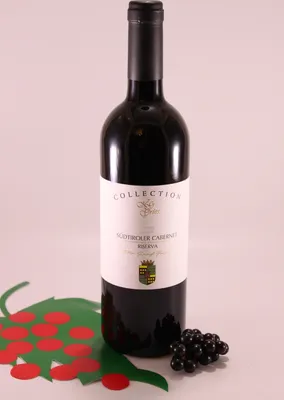 Immagine prodotto di Cabernet Riserva Collection Graf Huyn - 2022 - Cantina Bolzano