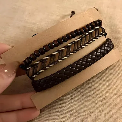 Immagine prodotto di Bracciali VY-41016 Marrone - Eleganza e Stile Quotidiano KP41016