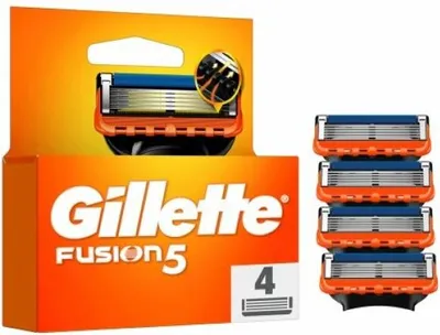 Produktbild von Gillette Fusion5 Ersatzklingen für Männer, Gillette 3 x 4 Rasierklingen Bundle