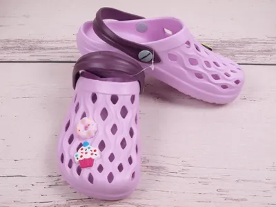 Produktbild von Mädchen Strandschuhe Hausschuhe Camminare helles Lila mit Ziernadeln