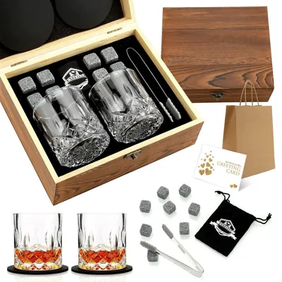 Immagine prodotto di Set di bicchieri per whisky composto da 2 bicchieri e 8 pietre refrigeranti, realizzati in cristallo, confezionati in una scatola di legno. Capacità: 320 ml