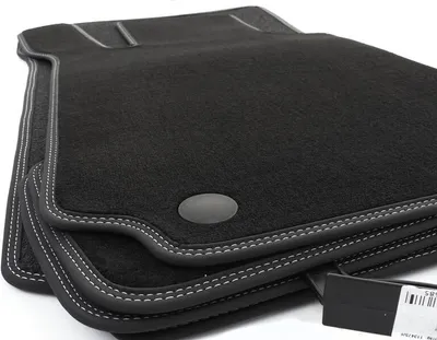 Immagine prodotto di Tappetini Mercedes Classe C W203 / Estate S203 AMG (4 pezzi) Tappetini Premium velours Tappeto auto doppia cucitura Bianco