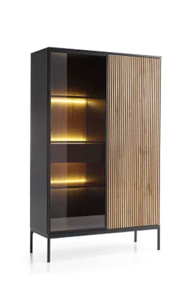 Produktbild von Vitrine SEGRO Eiche Wotan – 103,5 × 145,5 × 39 cm