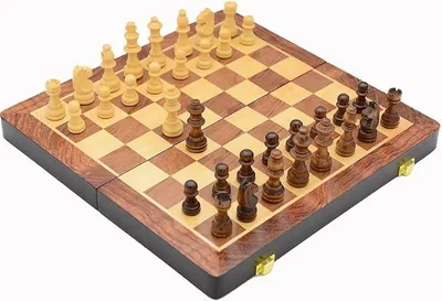 Imagen del producto de Juego de ajedrez de madera con piezas magnéticas y tablero de almacenamiento