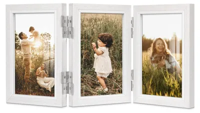 Obrázok produktu pre Drevený rám na fotografie, rozmery 10x15 cm, biely, s 360° závesom