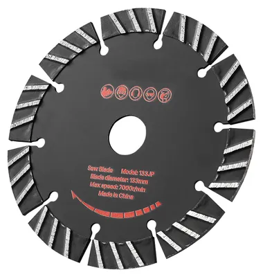 Zdjęcie produktu dla Zestaw 5 brzeszczotów diamentowych SucceBuy, średnica 133 mm, otwór 20 mm, wysokość segmentu 13 mm, maksymalna prędkość obrotowa 7000 obr./min, przeznaczone do cięcia na sucho i na mokro betonu, muru i kamienia