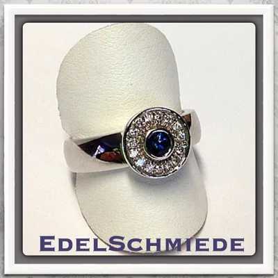 Produktbild von Weißgold Ring 585/- mit Safir und Brillanten