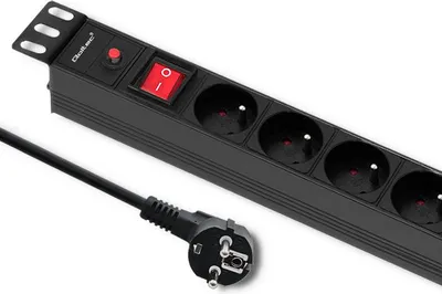 Produktbild von Qoltec PDU Steckdosenleiste mit Überlastschutz für 19" RACK | 1HE | 16A | 8xFRANZÖSISCH | 2m