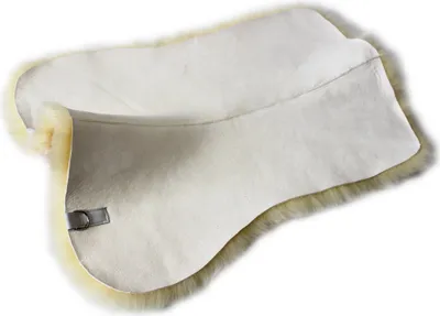 Produktbild von Spezielle echt Lammfell Unterlage, Sattelunterlage für Ihre Schabracke, Satteldecke, Sattelpad | Deckenunterlage Sattel (55-57 cm lang)