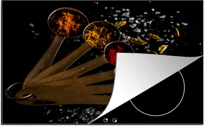 Produktbild von KitchenYeah© Herdabdeckplatte Gewürze - Löffel - Salz - Gewürze - Schwarz , 80x52cm, Küche Deko, Glaskeramikkochfeld Herdabdeckung, Abdeckplatte fùr Kochfeld