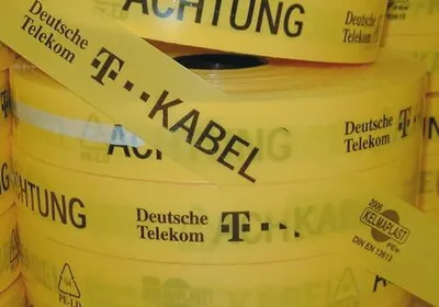 Produktbild von KELMAPLAST Trassenwarnband Nr. 94, gelb, L: 250 m, -ACHTUNG DEUTSCHE TELEKOM *T*** KABEL-