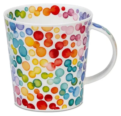Zdjęcie produktu dla Filiżanki z porcelany kostnej z kolorowym motywem serca, pojemność 480 ml